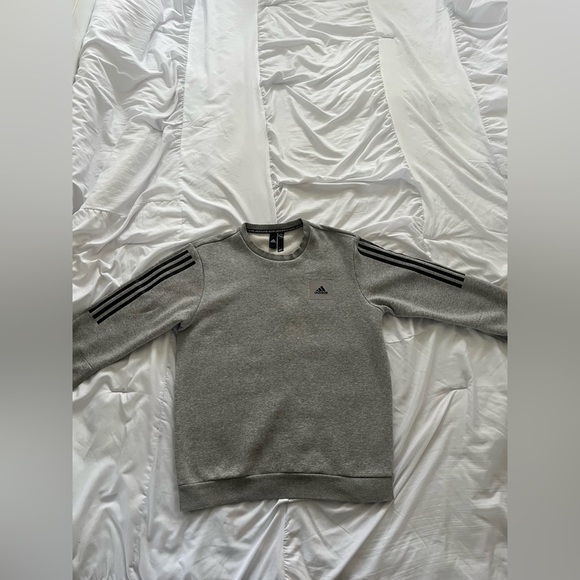 Adidas Men's Essentials Fleece 3-Stripes Sweatshirt Grey/Black
Size M - Picture 6 of 11